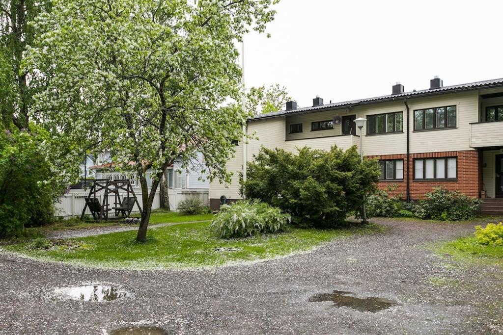 Upea Remontoitu Huoneisto Naantalin Sydaemessae Apartamento Exterior foto