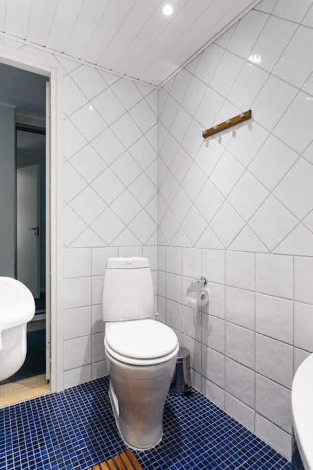 Upea Remontoitu Huoneisto Naantalin Sydaemessae Apartamento Exterior foto