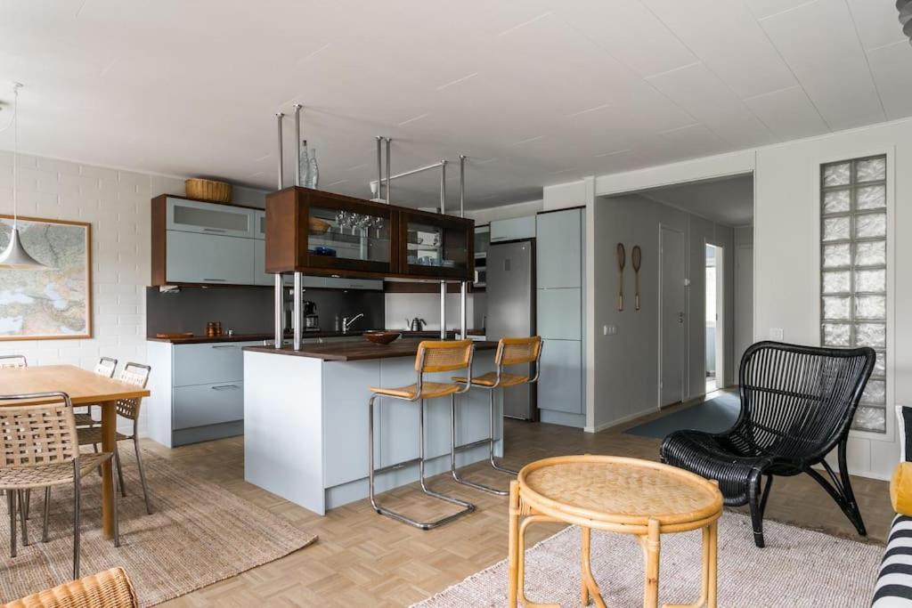 Upea Remontoitu Huoneisto Naantalin Sydaemessae Apartamento Exterior foto