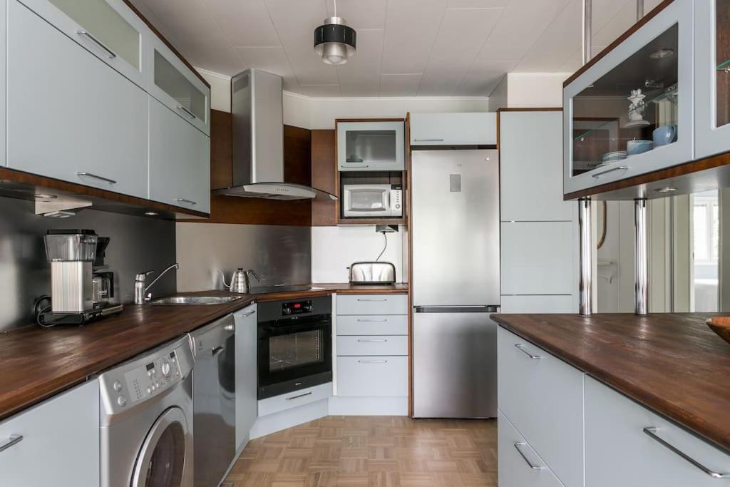 Upea Remontoitu Huoneisto Naantalin Sydaemessae Apartamento Exterior foto