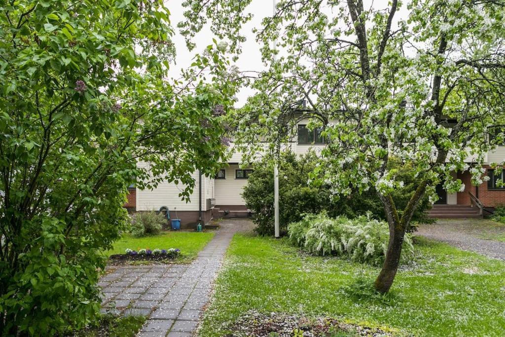 Upea Remontoitu Huoneisto Naantalin Sydaemessae Apartamento Exterior foto
