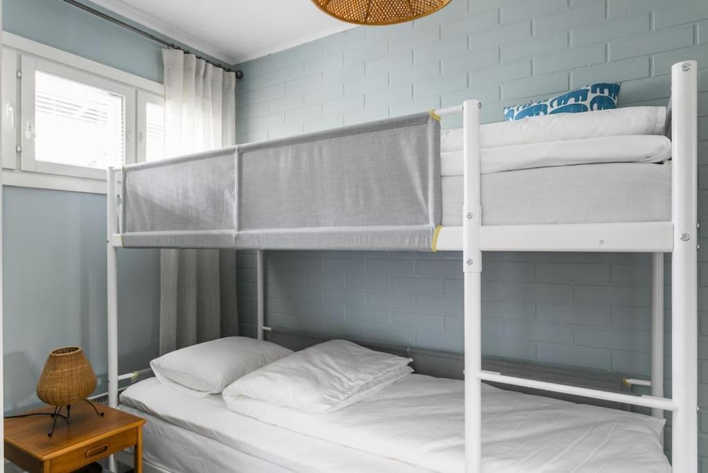 Upea Remontoitu Huoneisto Naantalin Sydaemessae Apartamento Exterior foto