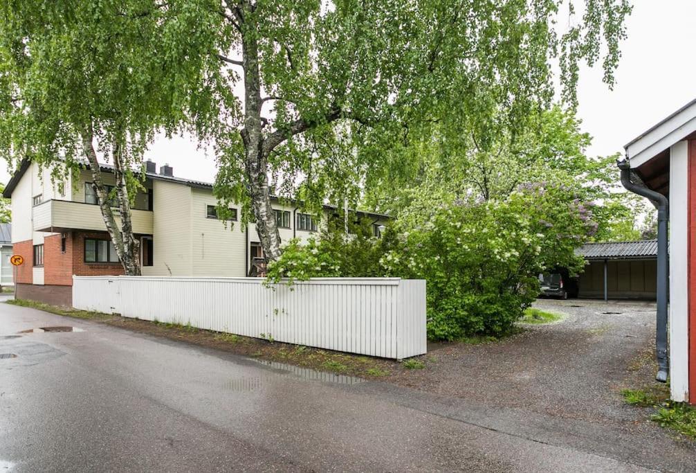 Upea Remontoitu Huoneisto Naantalin Sydaemessae Apartamento Exterior foto
