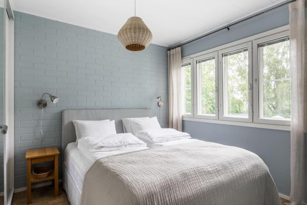 Upea Remontoitu Huoneisto Naantalin Sydaemessae Apartamento Exterior foto